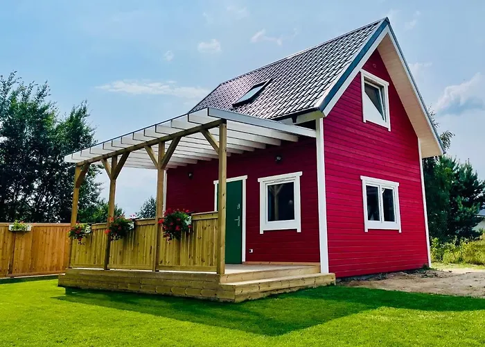 Czerwony Ferienhaus *